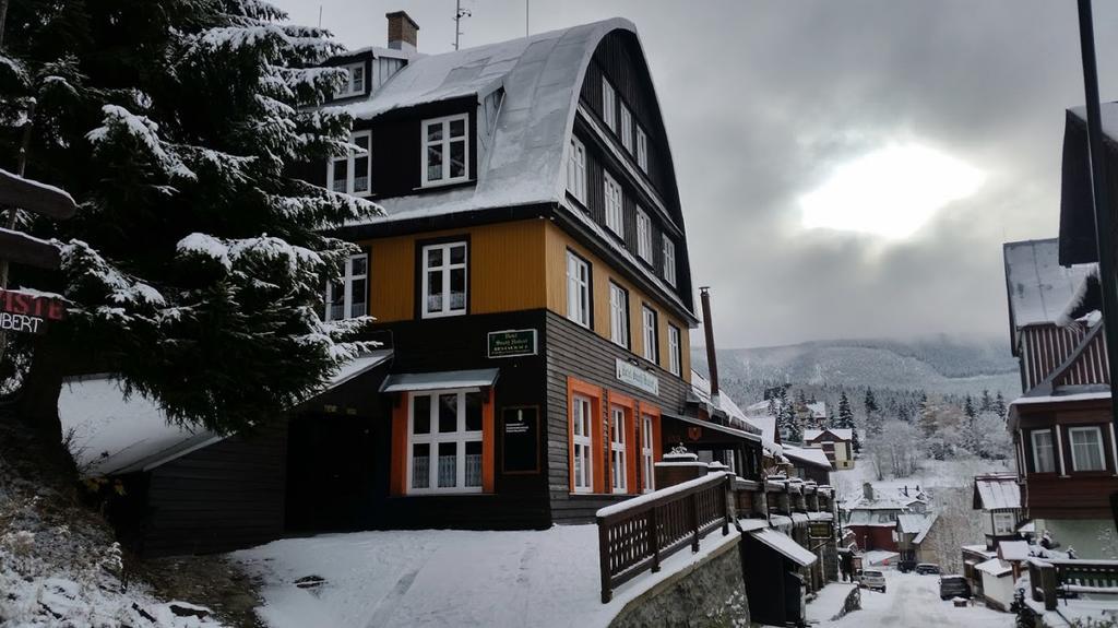 Hotel Svaty Hubert Spindleruv Mlyn Exterior photo