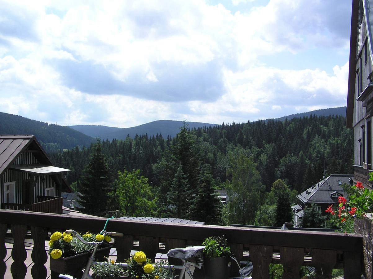 Hotel Svaty Hubert Spindleruv Mlyn Exterior photo