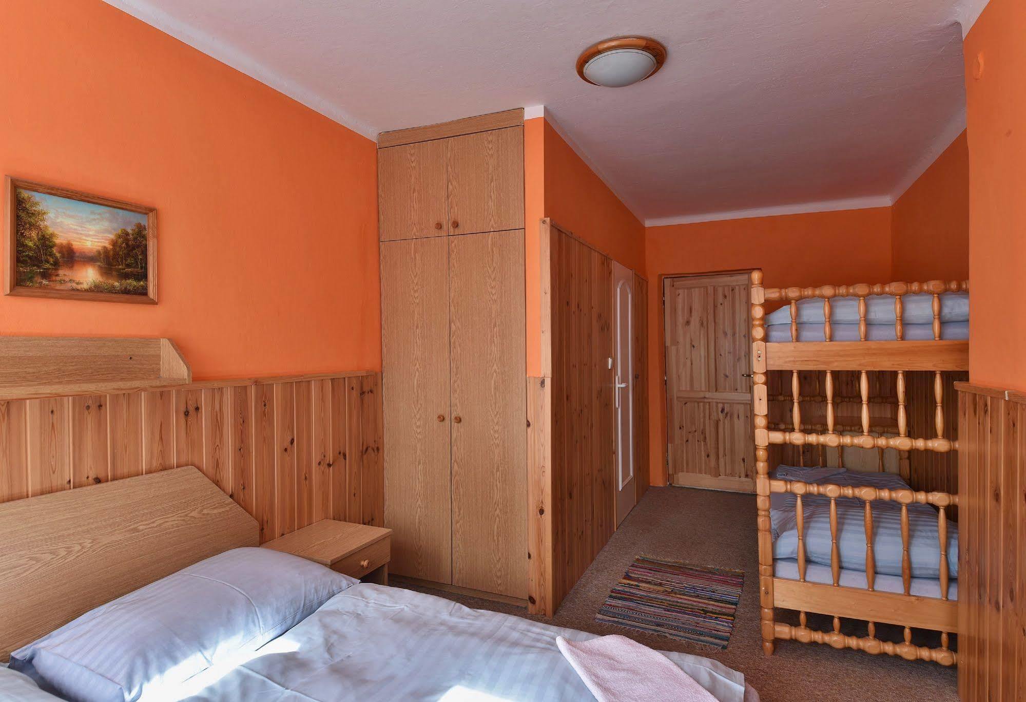 Hotel Svaty Hubert Spindleruv Mlyn Exterior photo