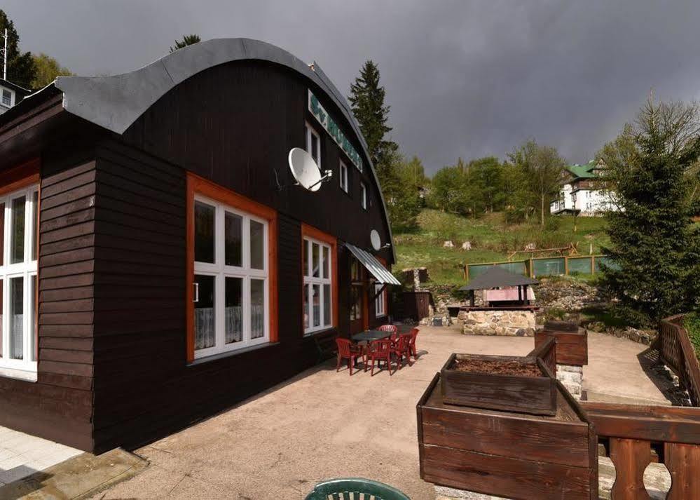 Hotel Svaty Hubert Spindleruv Mlyn Exterior photo